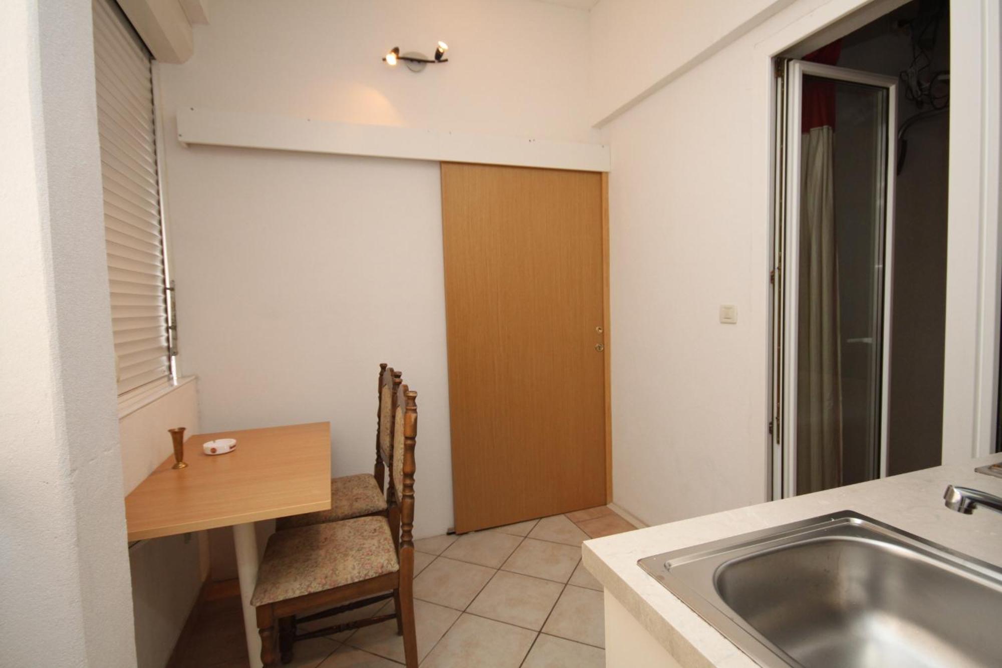 Apartments With A Parking Space Makarska - 6693 Pokoj fotografie